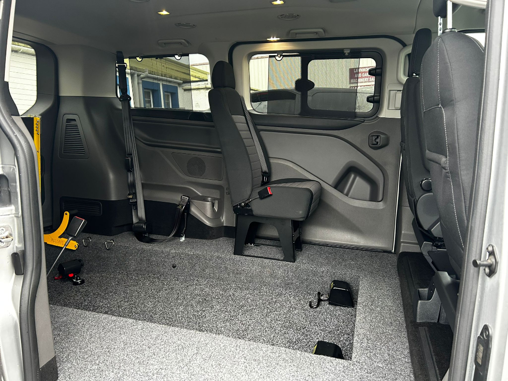 2024 Ford Tourneo Custom