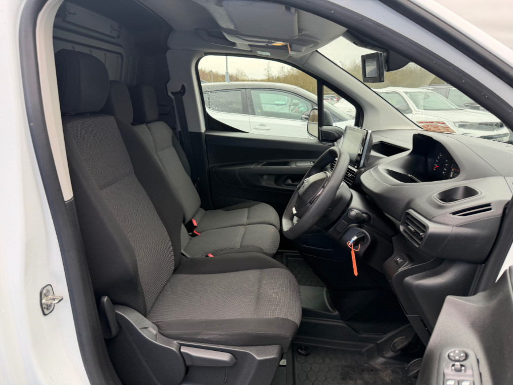 2021 Peugeot Partner
