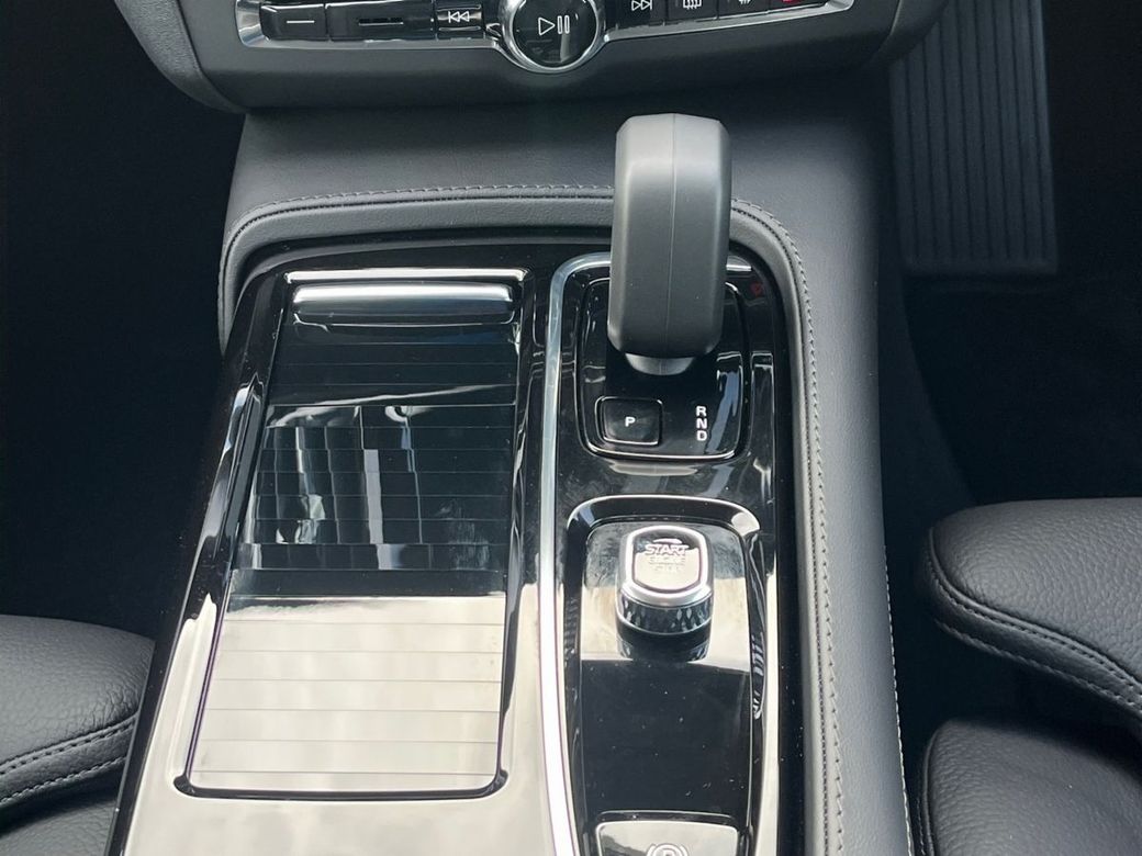 2026 Volvo V90