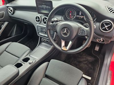 2016 Mercedes-Benz A 180