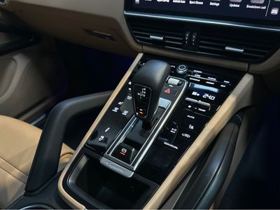 2023 Porsche Cayenne