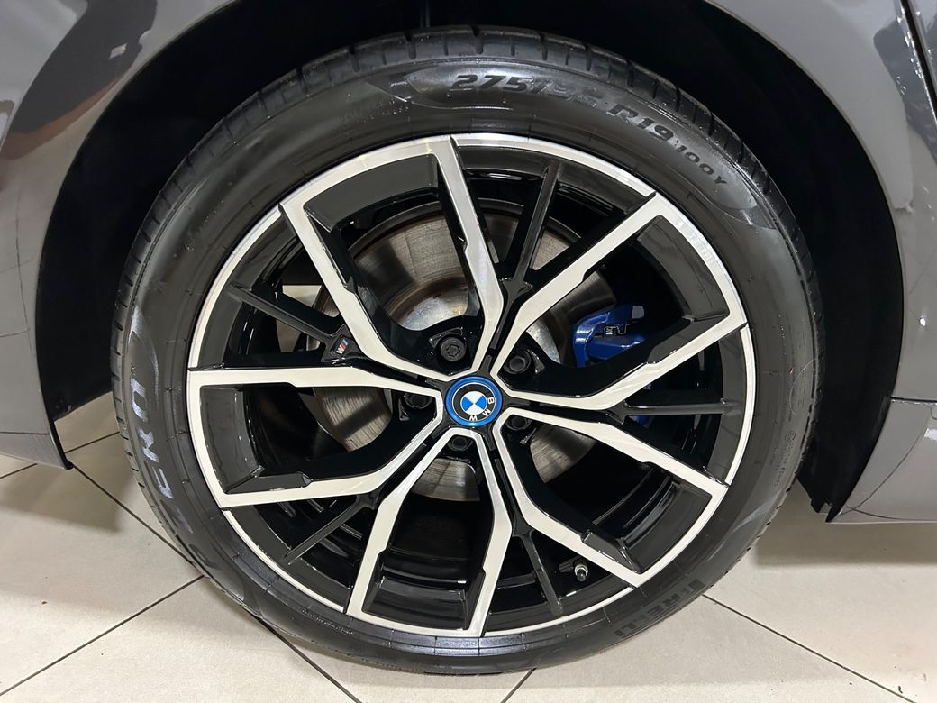 2022 BMW 5 Series