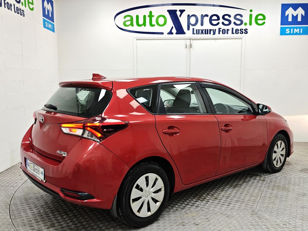2016 Toyota Auris