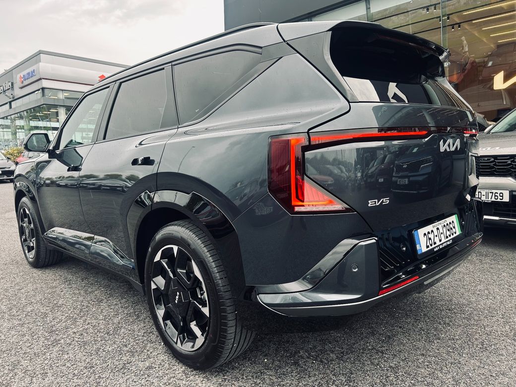 2026 Kia EV5