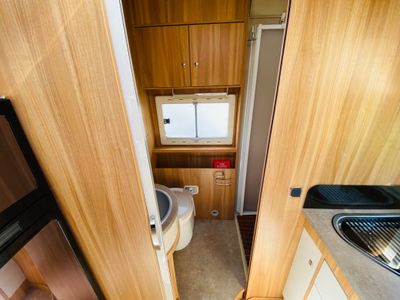 2013 CHAUSSON FLASH 10 LOW PROFILE R.H.D