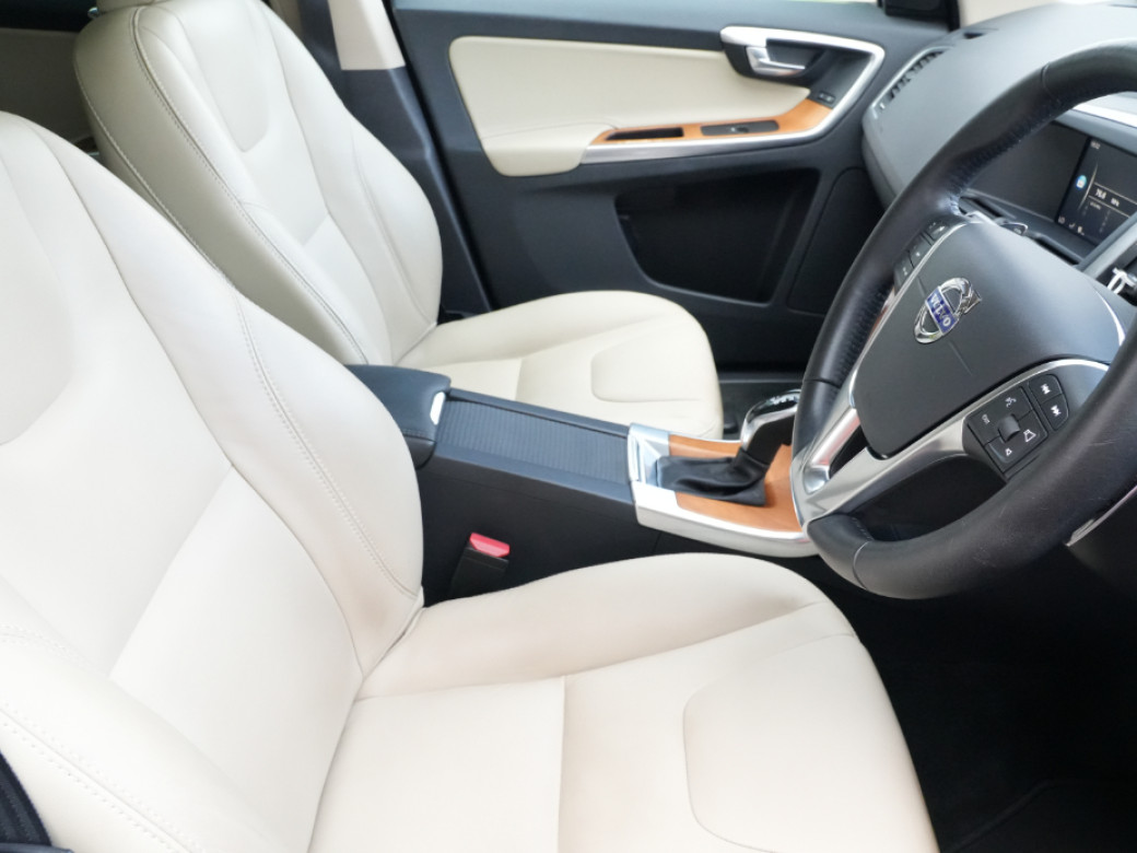 2017 Volvo XC60