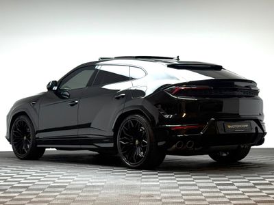 2025 Lamborghini Urus