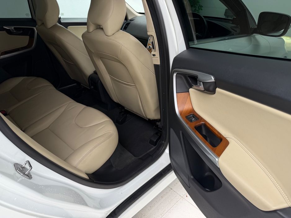 2017 Volvo XC60