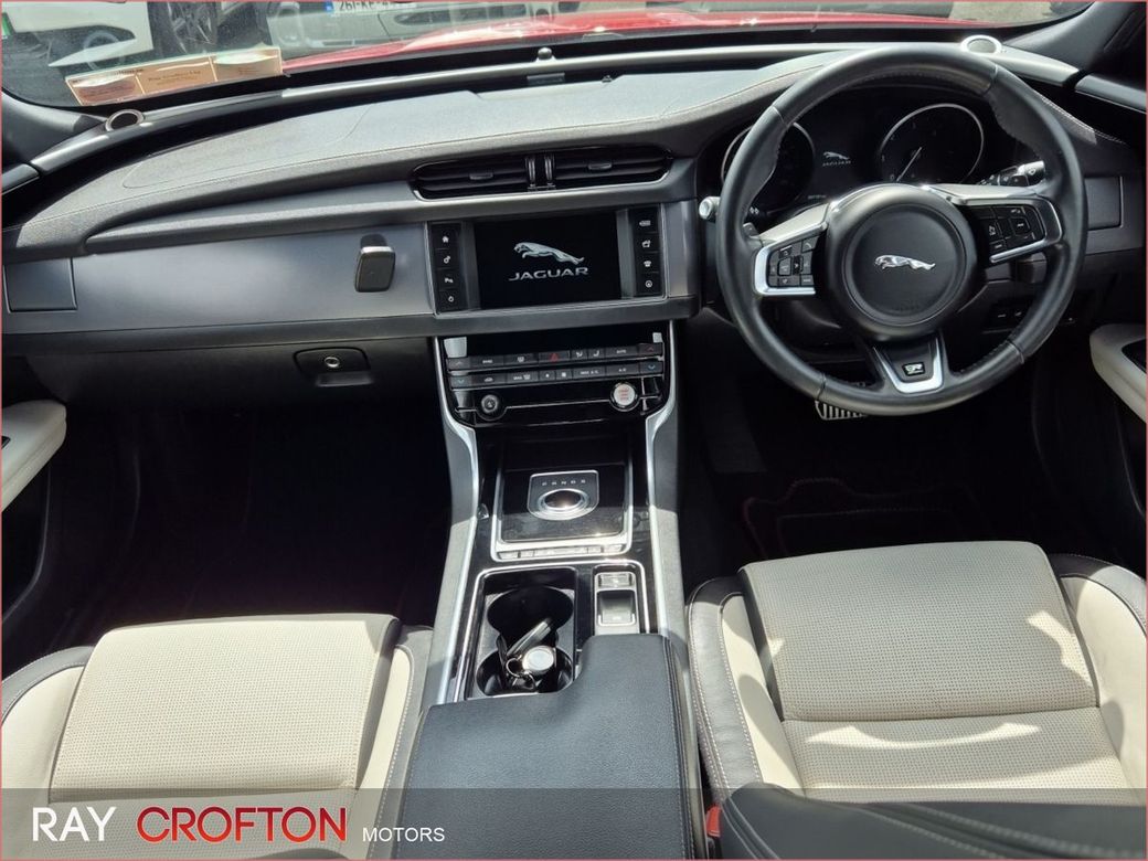 2016 Jaguar XF