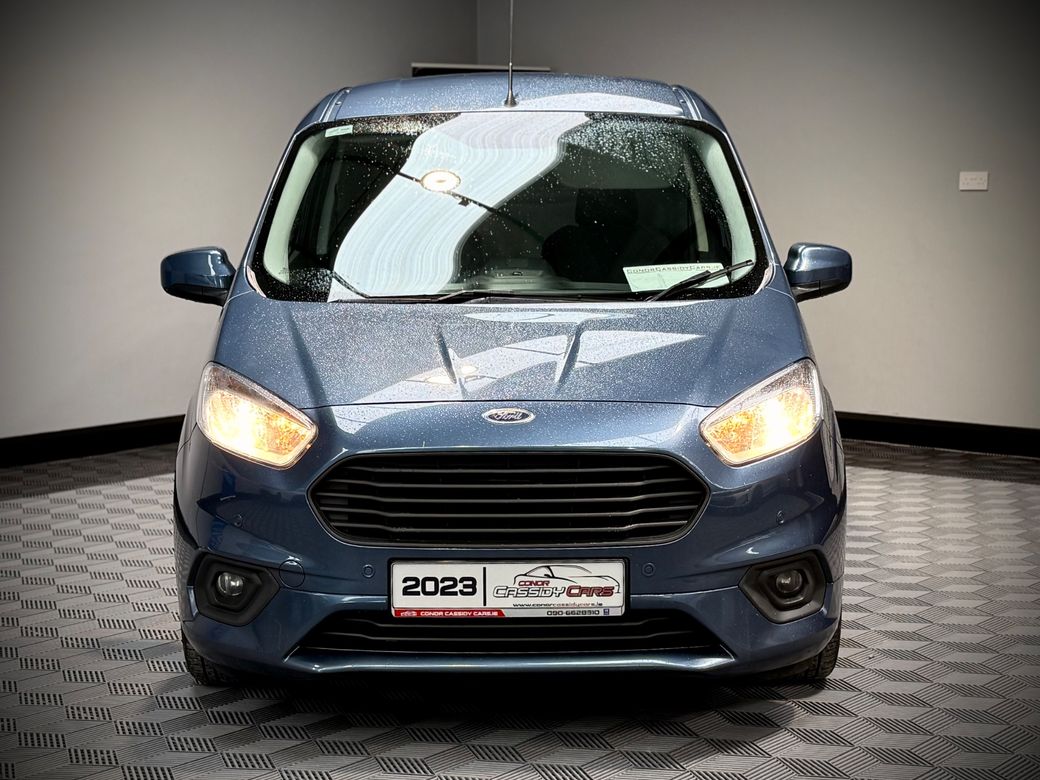 2023 Ford Transit Courier