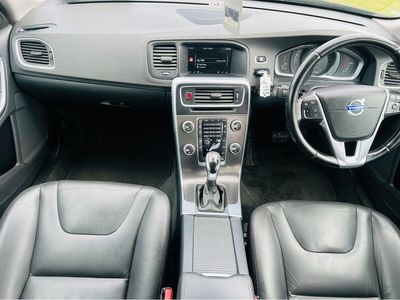 2015 Volvo V60