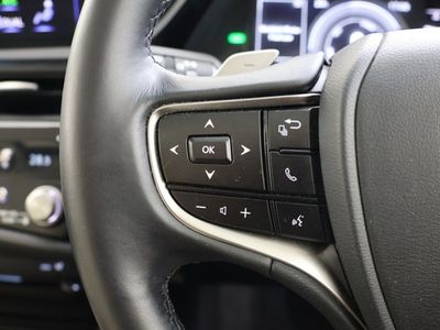 2022 Lexus ES 300h