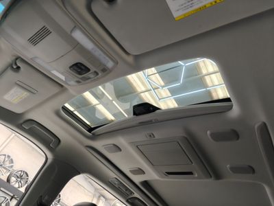 2014 Toyota Vellfire