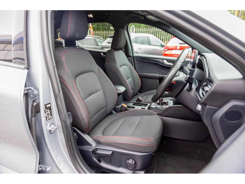 2022 Ford Kuga