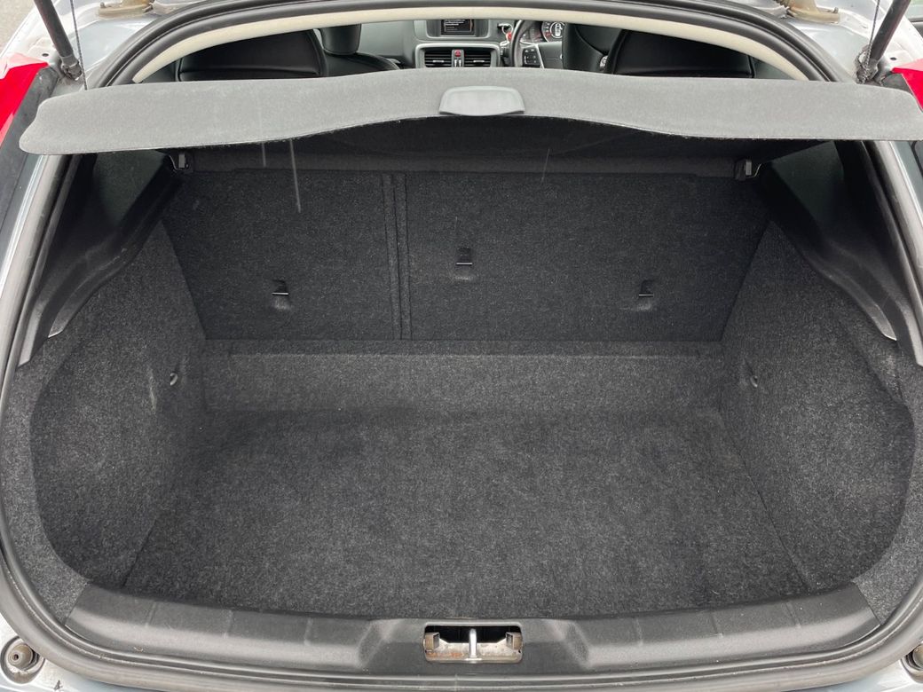 2015 Volvo V40
