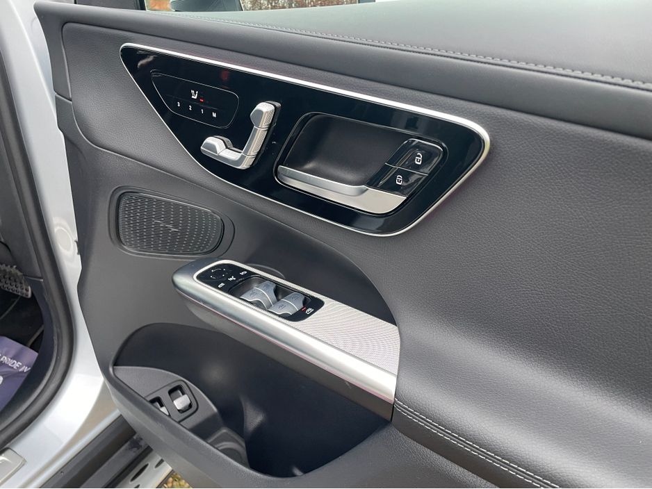 2024 Mercedes-Benz GLC Class