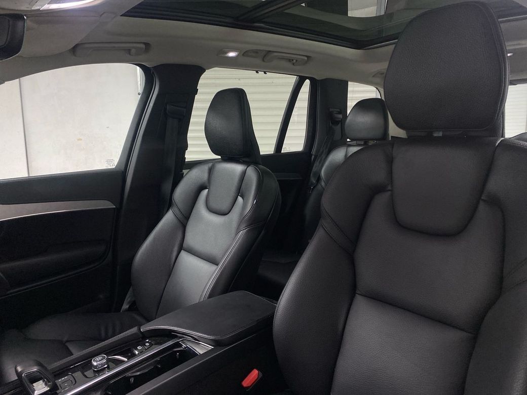 2023 Volvo XC90