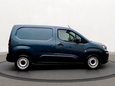 2025 Peugeot Partner