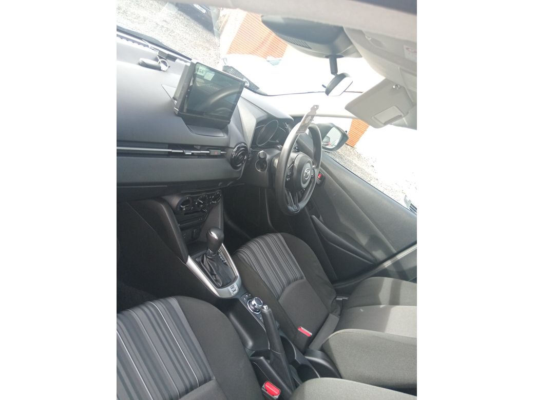 2017 Mazda Demio