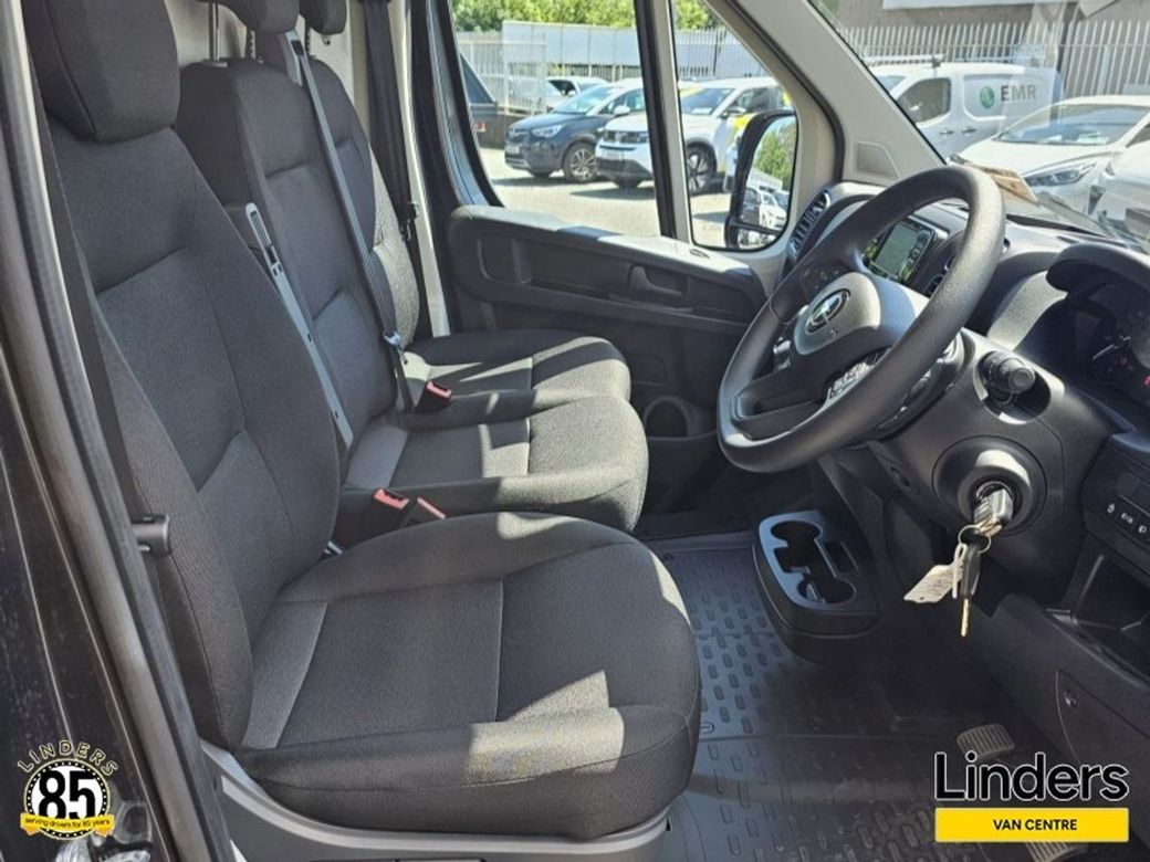 2026 Opel Movano