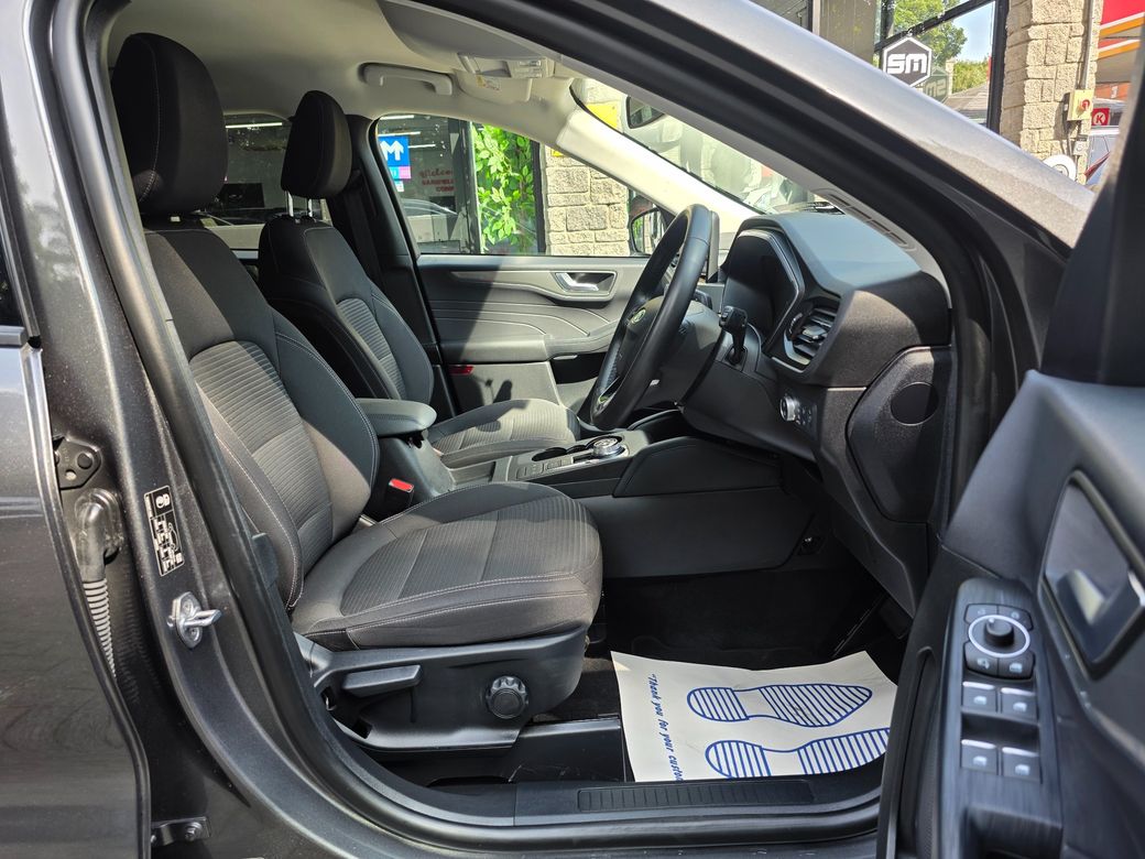 2023 Ford Kuga