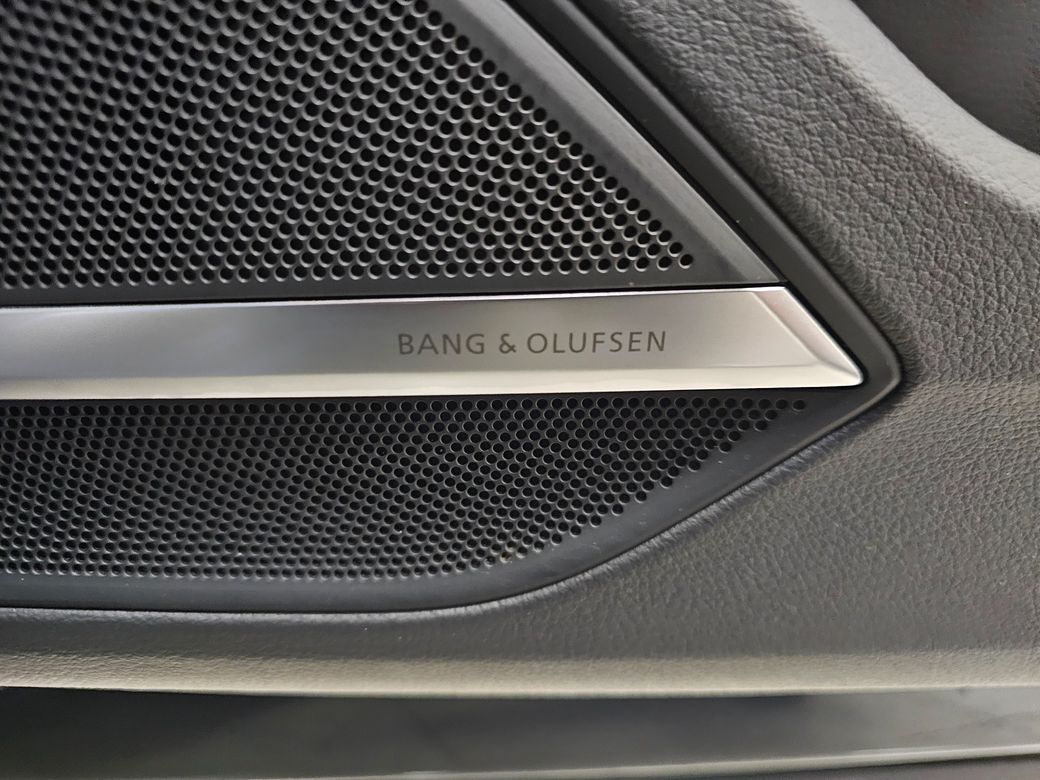 2024 Audi A8