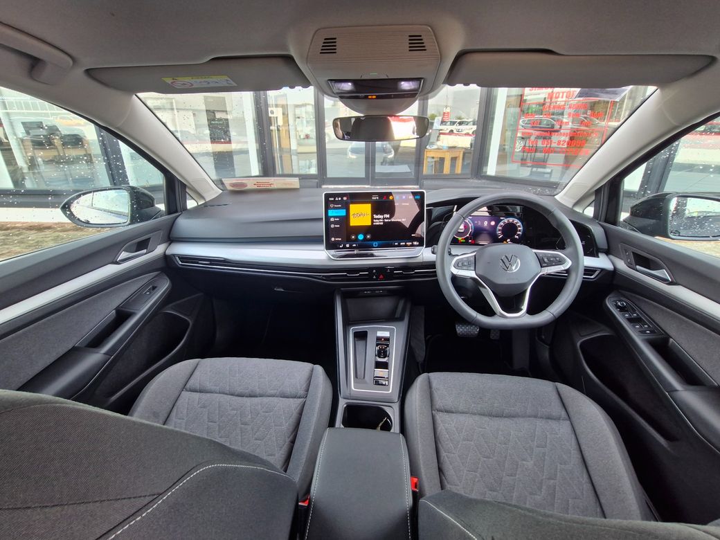 2025 Volkswagen Golf