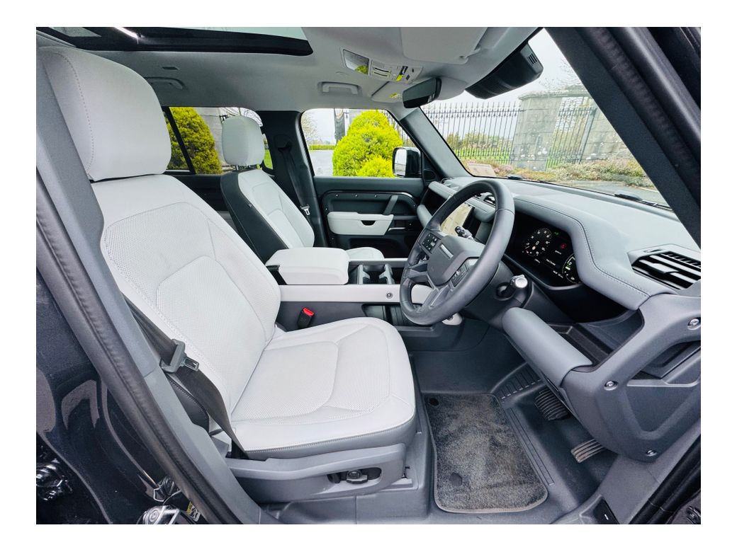 2025 Land Rover Defender