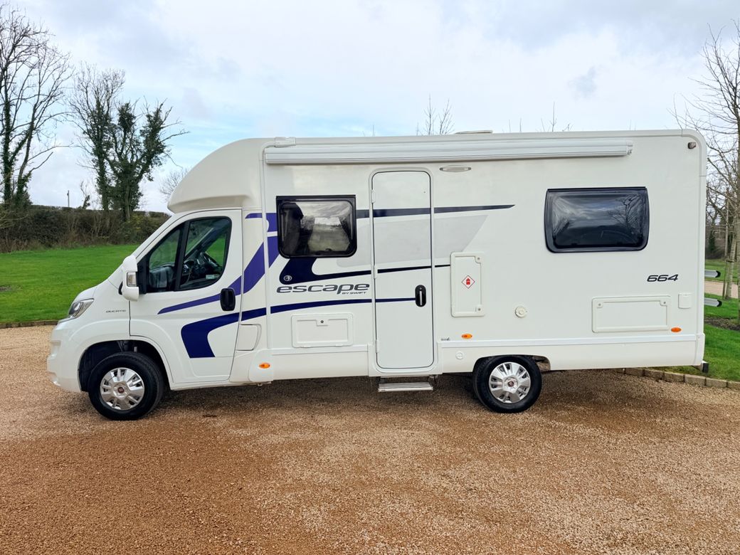 2016 SWIFT  SWIFT ESCAPE 663 LOW PROFILE AUTO 4 BERTH 