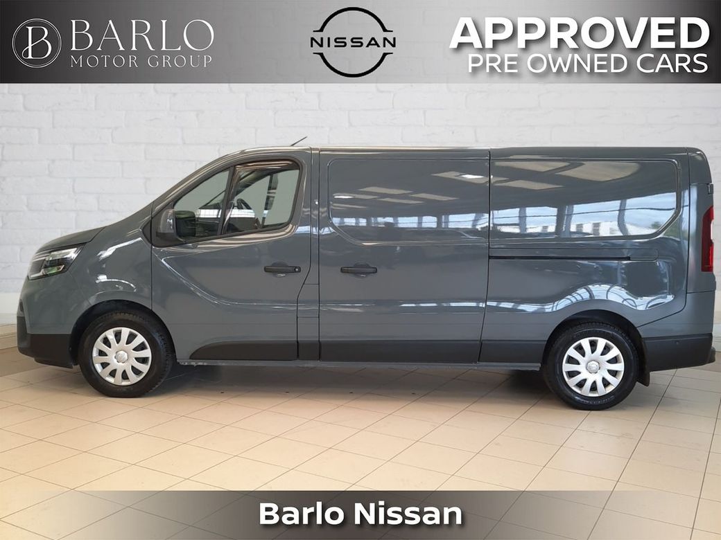 2025 Nissan Primastar