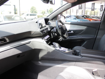 2019 Peugeot 5008