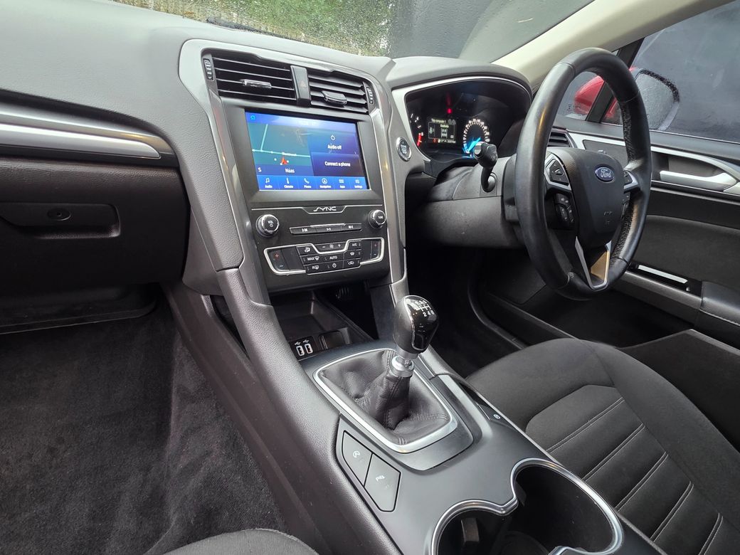 2021 Ford Mondeo