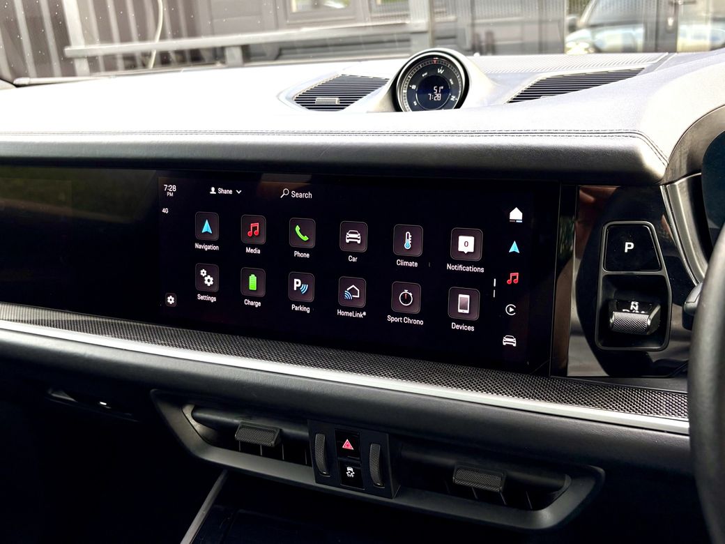 2023 Porsche Cayenne