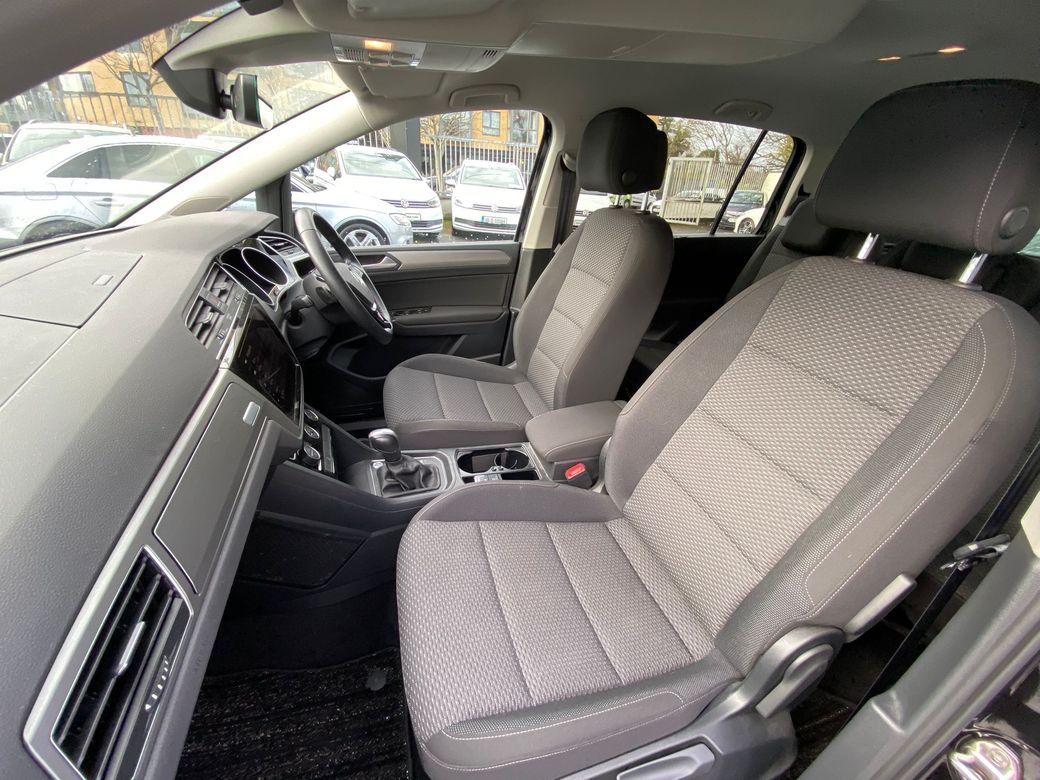 2020 Volkswagen Touran