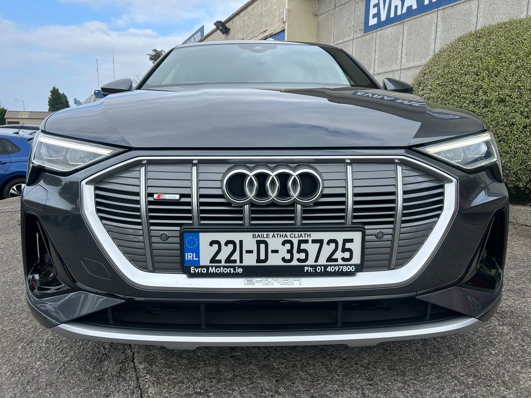 2022 Audi e-tron