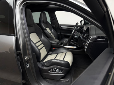 2020 Porsche Cayenne