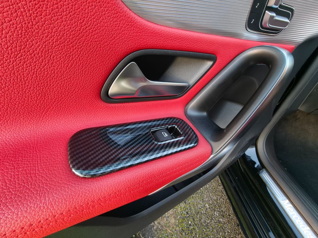 2020 Mercedes-Benz A 180