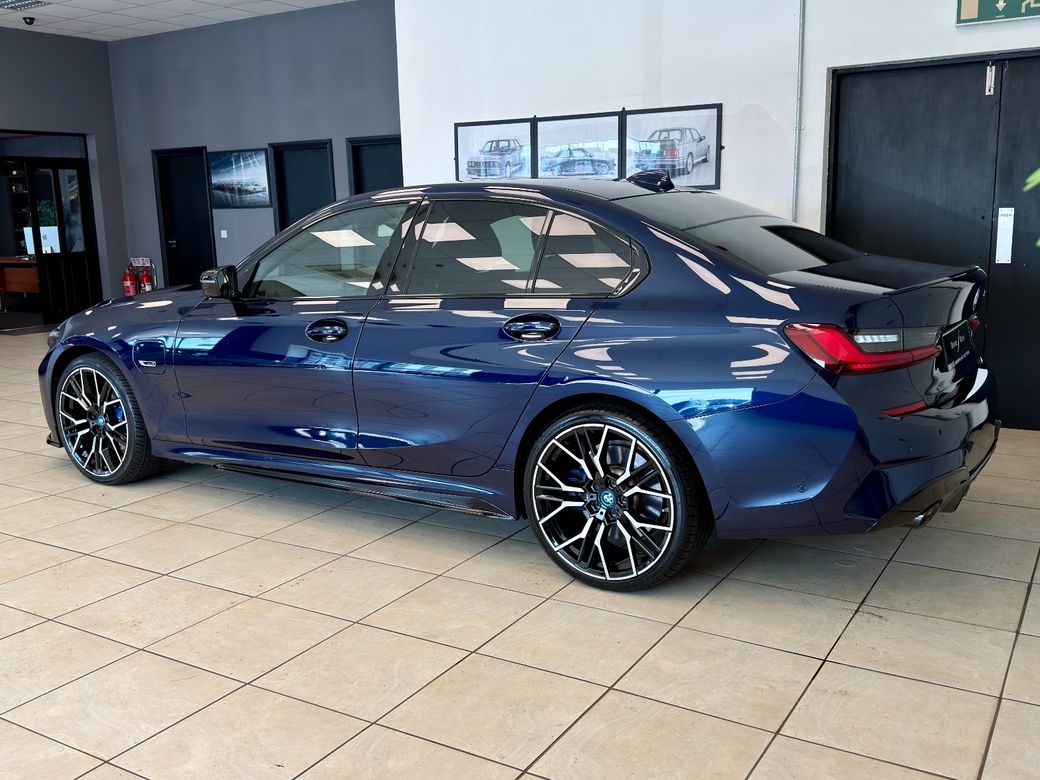 2021 BMW 330