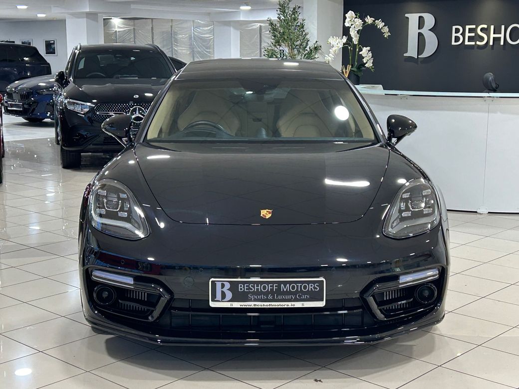 2023 Porsche Panamera