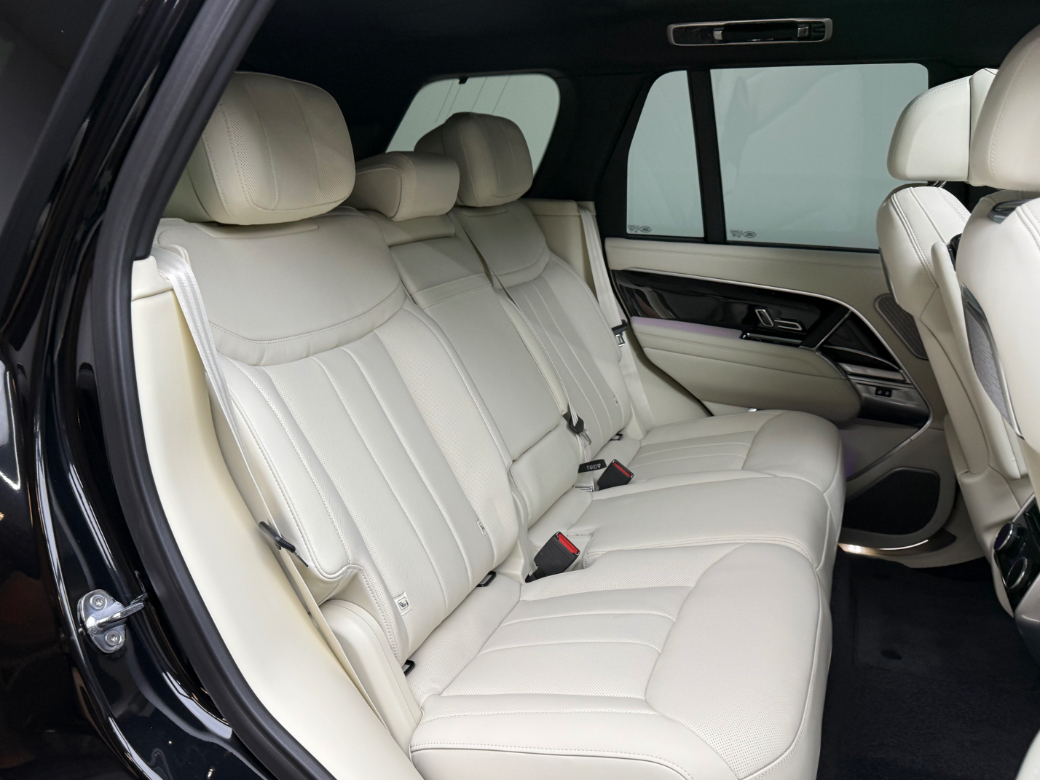 2026 Land Rover Range Rover