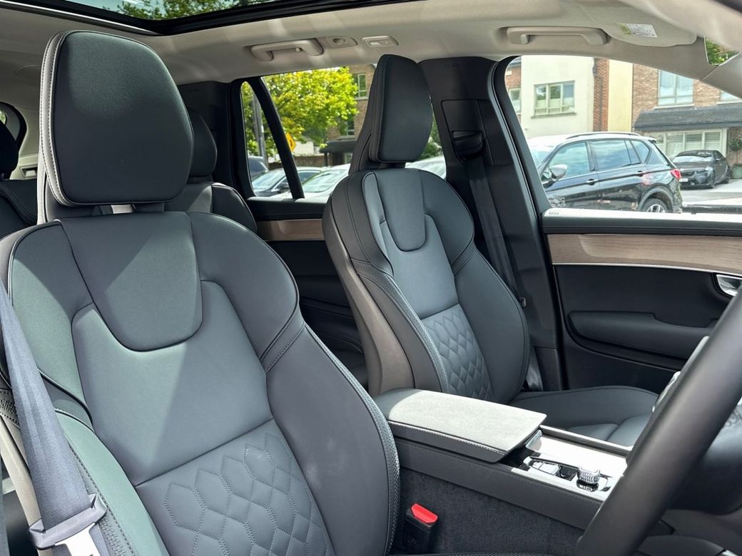 2025 Volvo XC90