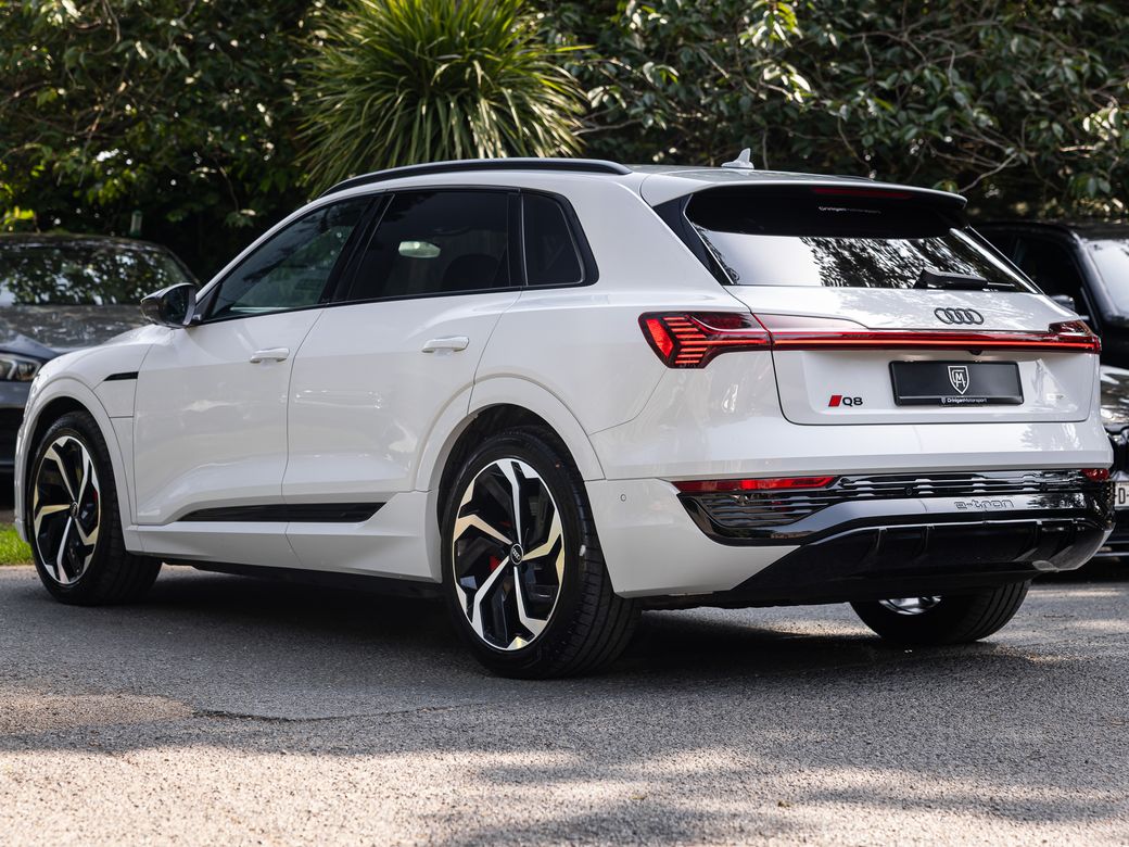 2023 Audi Q8 e-tron