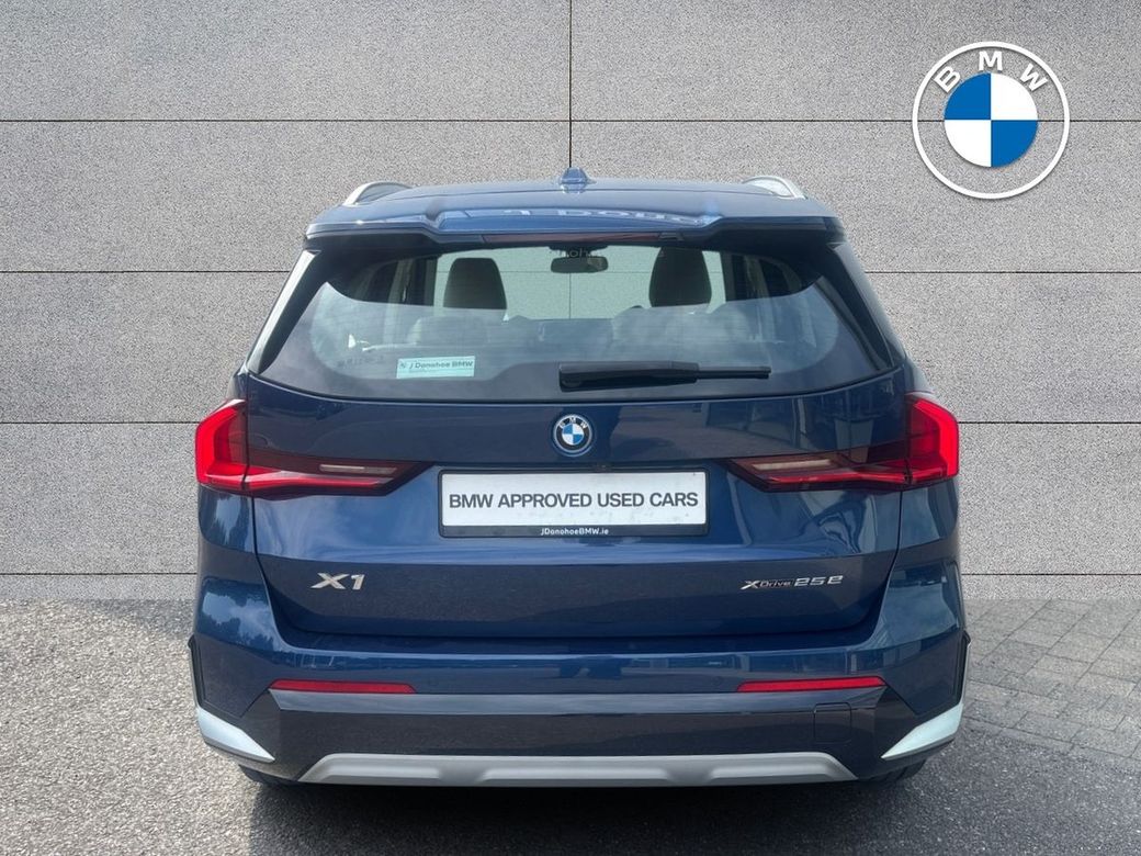 2024 BMW X1