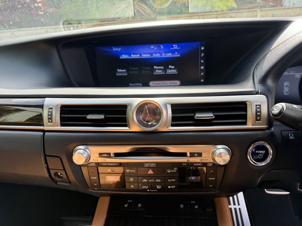 2017 Lexus GS 300H