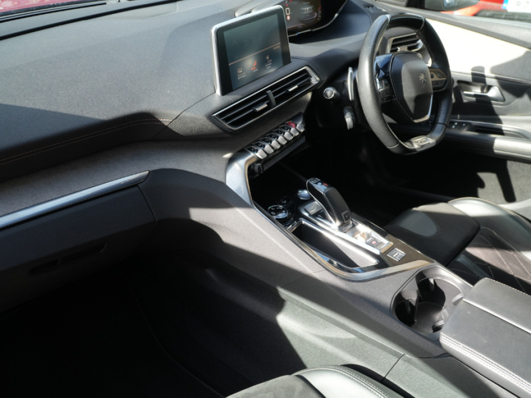2021 Peugeot 3008