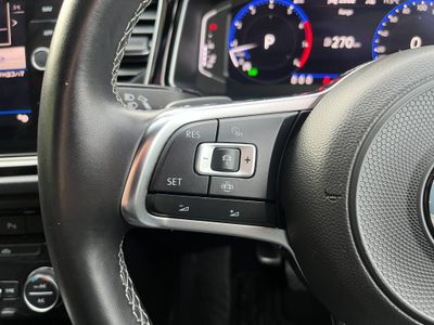 2022 Volkswagen T-Roc