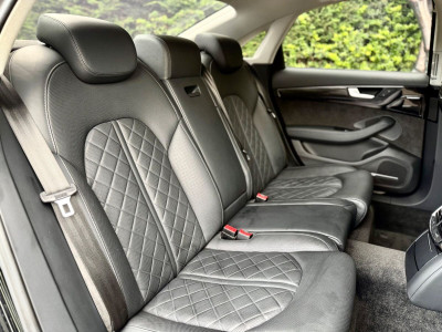 2016 Audi S8