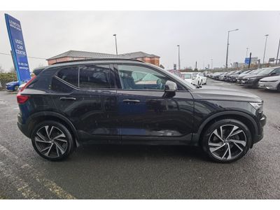 2020 Volvo XC40