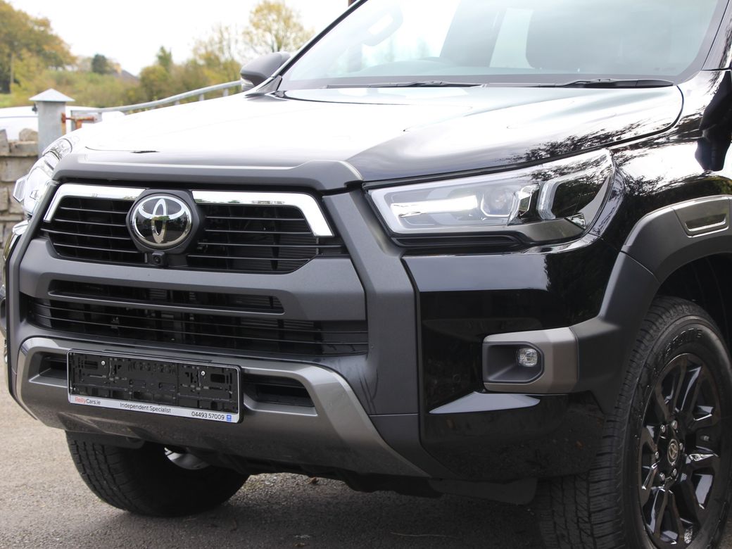2025 Toyota Hilux