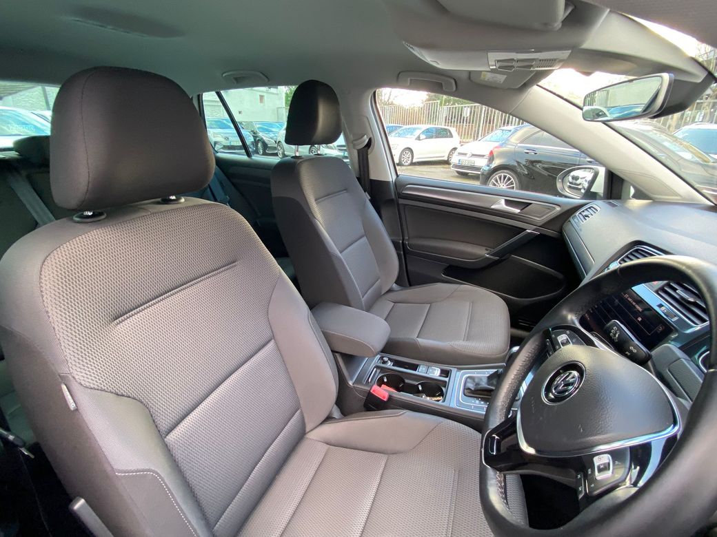 2019 Volkswagen Golf